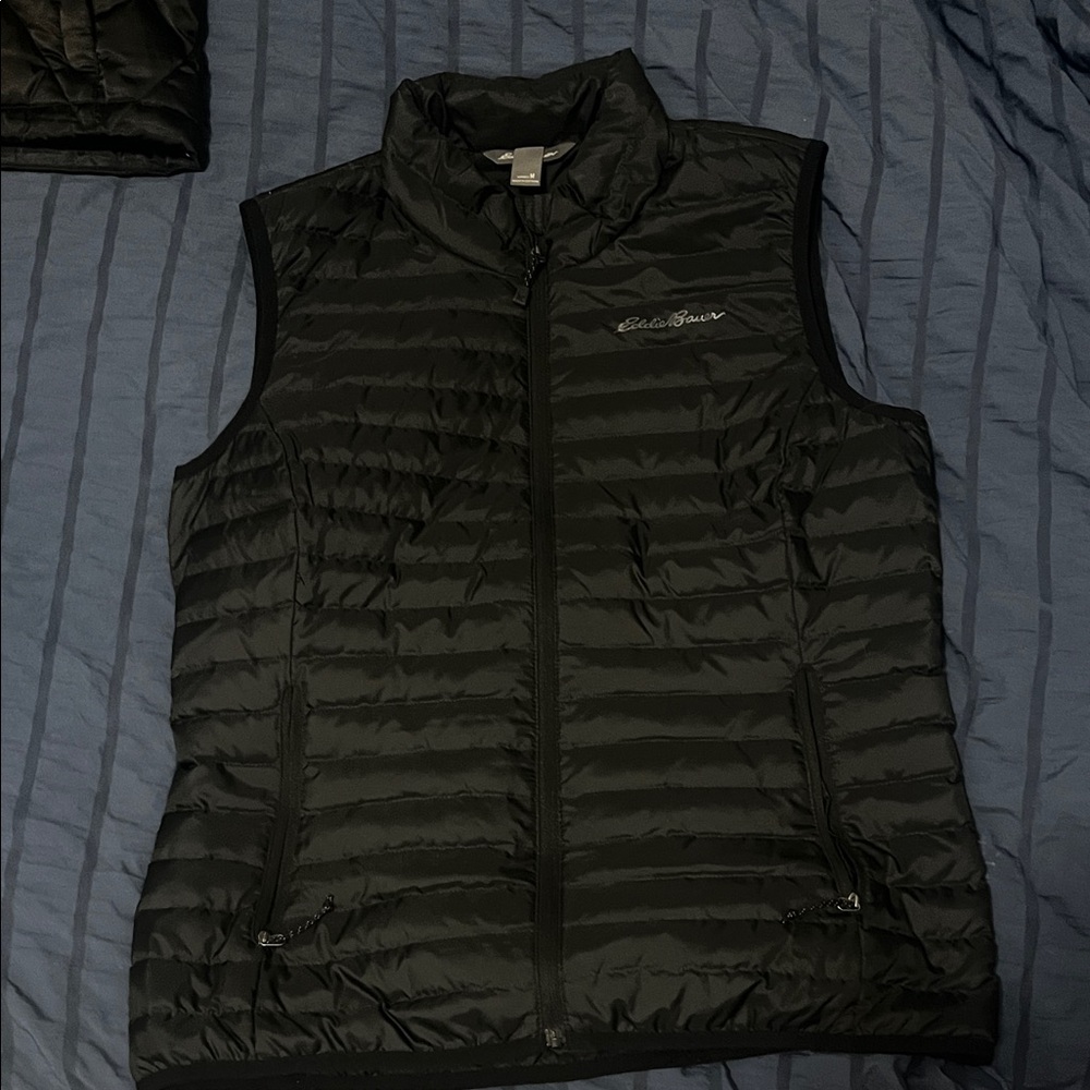 Eddie Bauer 650 Quilted Black Vest